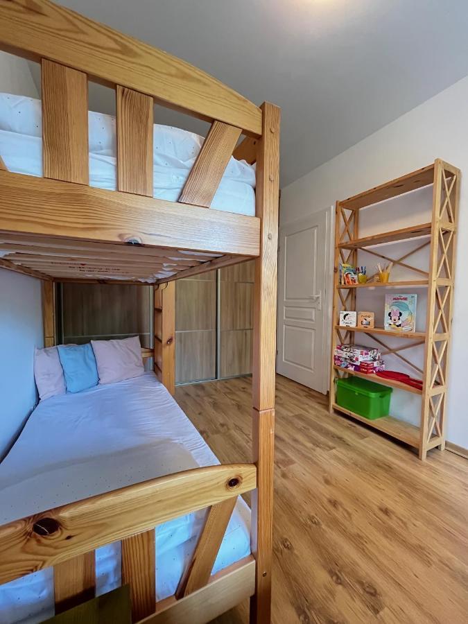 Apartament Z Garazem I Ogrodem Kołobrzeg Exterior foto